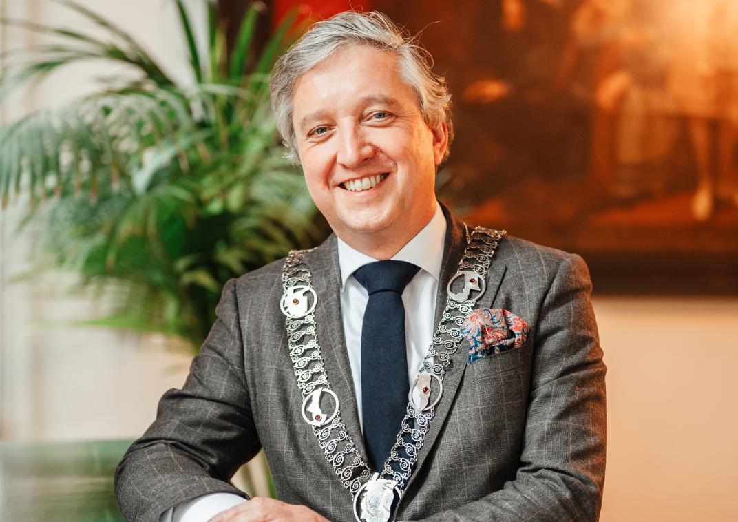 Burgemeester Hans Beenakker