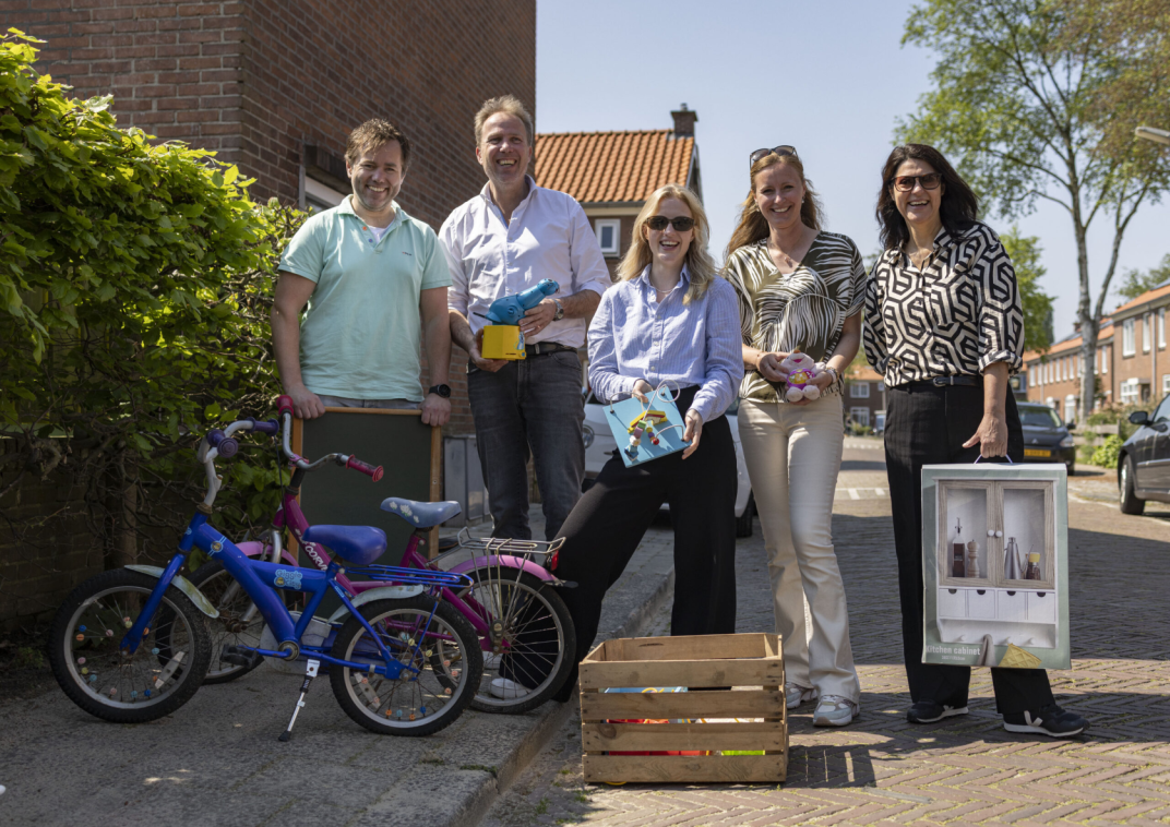 Een blije groep Straatschattenjachters.