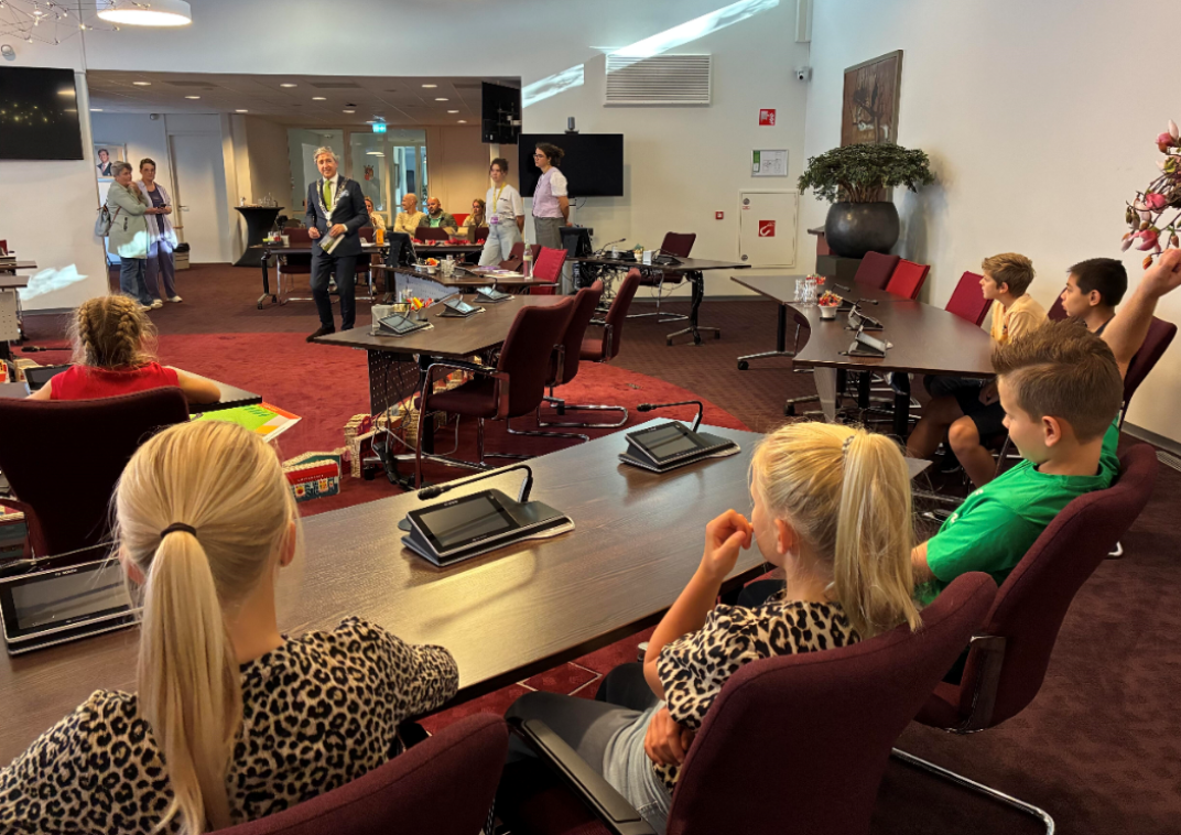 Kinderen in de raadzaal