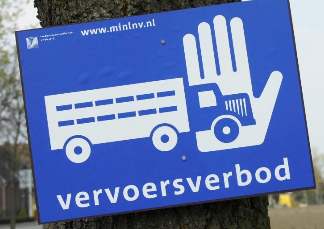 Verkeersbord met de tekst vervoersbord en de link www.minlnv.nl.