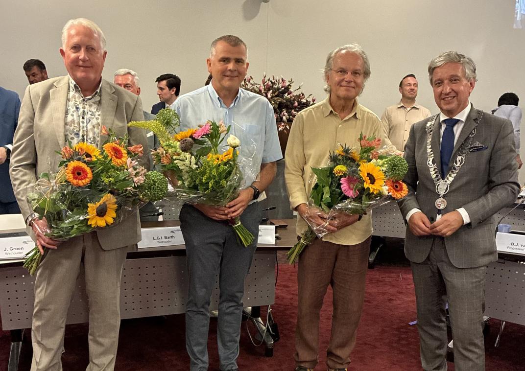 Fred Wink (Leefbaar Krimpenerwaard), Marc Advocaat (CDA), Sacha Silvester (Progressief Nederland) en burgemeester Hans Beenakker.