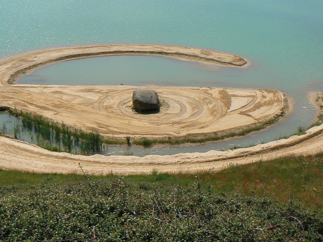 Broken Circle and Spiral Hill